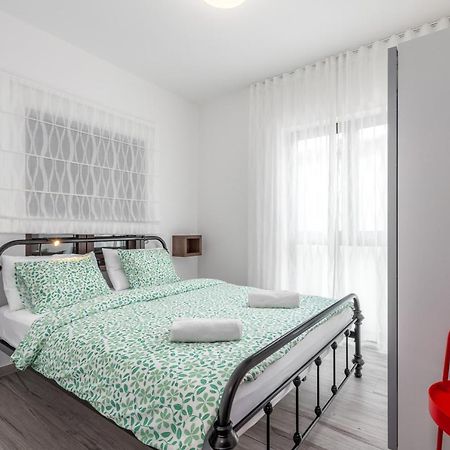 New 2020! Apartments Sanja Poreč Exteriör bild